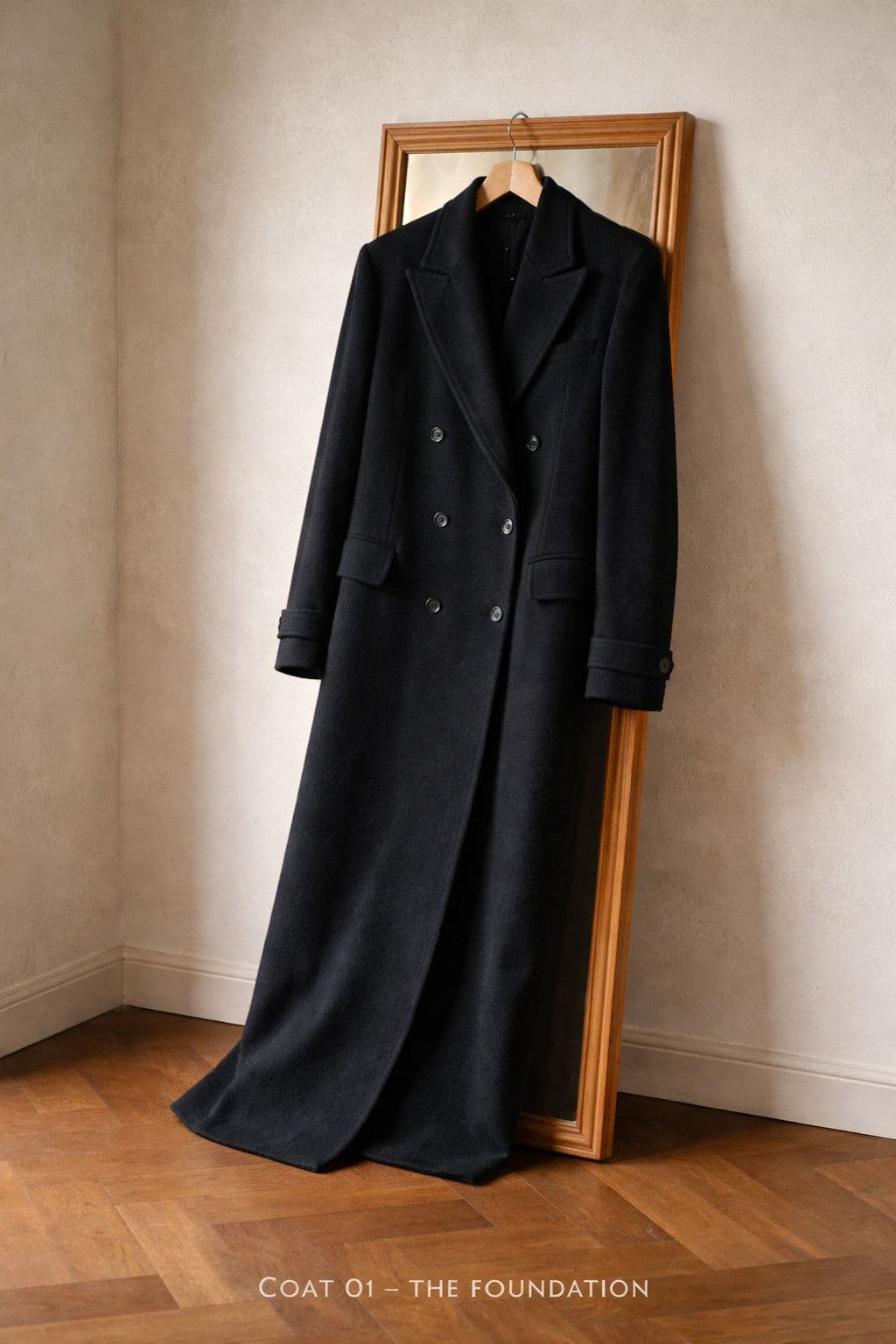 AUREM Collection 26 — editorial look 1